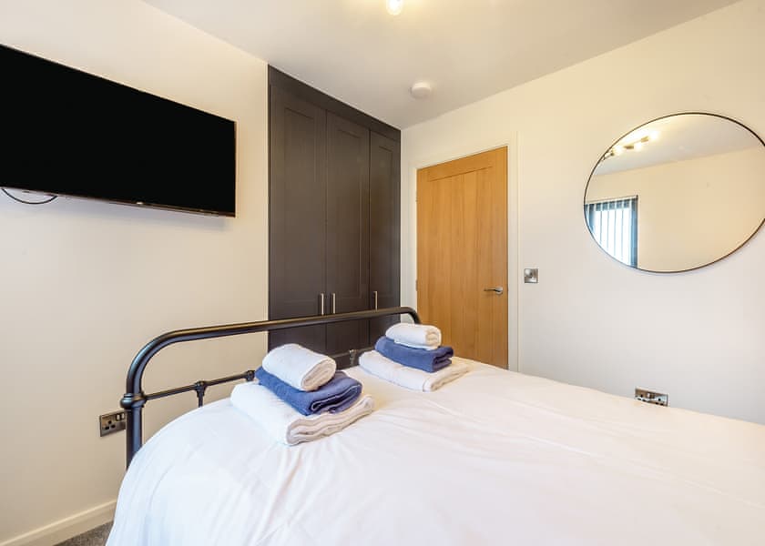 Captain Cook - Wyke Lodges, Guisborough