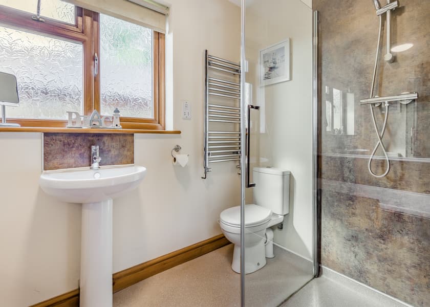 Valley View Lodge Pet - Heart of Wales Lodges, Penybont, Llandrindod Wells