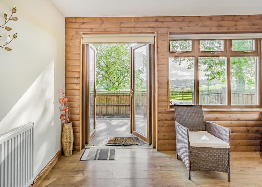 Valley View Lodge Pet - Heart of Wales Lodges, Penybont, Llandrindod Wells