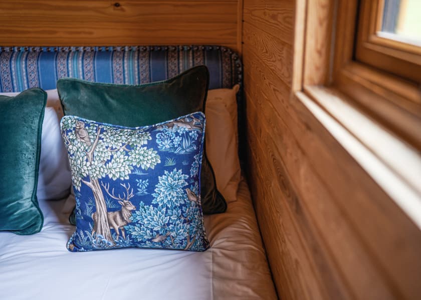 Megapod Deluxe - Whitemead Forest Park, Forest of Dean