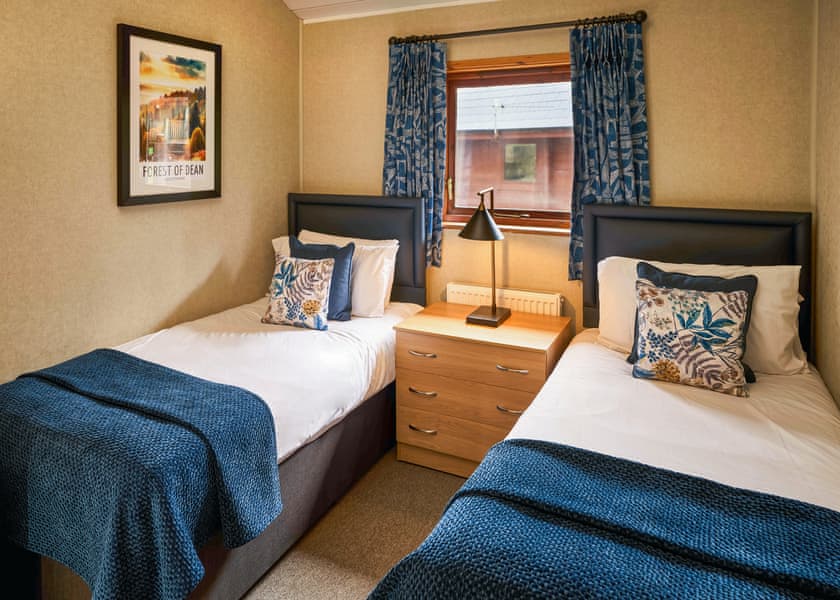 2 Bed Log Cabin - Whitemead Forest Park, Forest of Dean