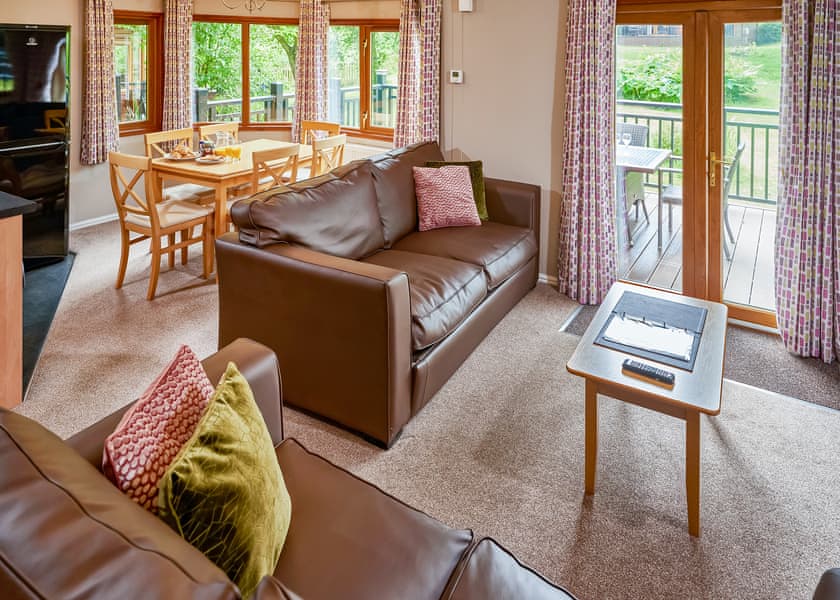 Woodland Lodge - Whitemead Forest Park, Forest of Dean