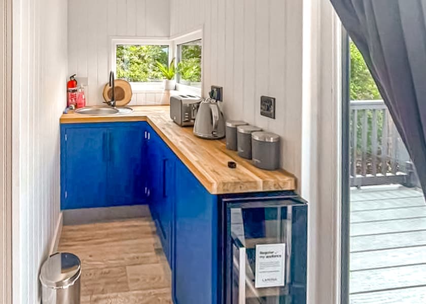 The Hideaway VIP - Watermill Leisure Park, Moortown