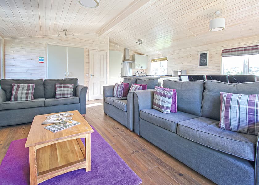 Typical Woodlands Lodge 3 | Woodthorpe Leisure Park, Woodthorpe