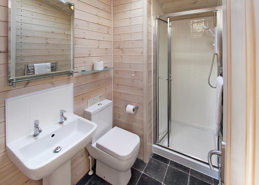 Typical Woodlands Lodge 3 | Woodthorpe Leisure Park, Woodthorpe