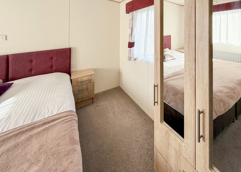 Platinum 2 WCF - Woodthorpe Leisure Park, Woodthorpe