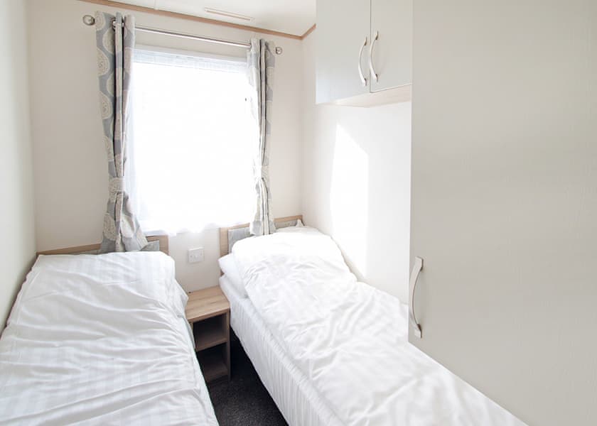 Platinum 3 Pet - Woodthorpe Leisure Park, Woodthorpe