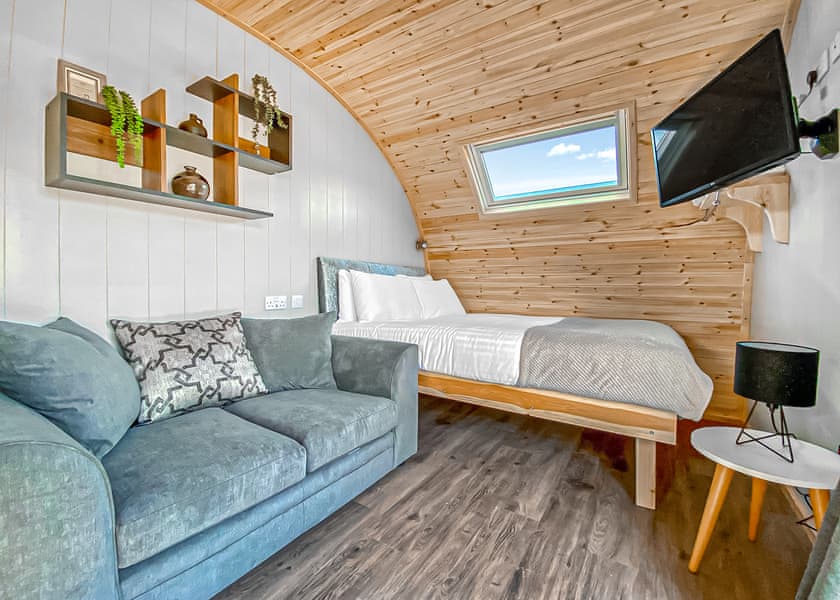 Maple Deluxe Couples Pod - Woodthorpe Leisure Park, Woodthorpe