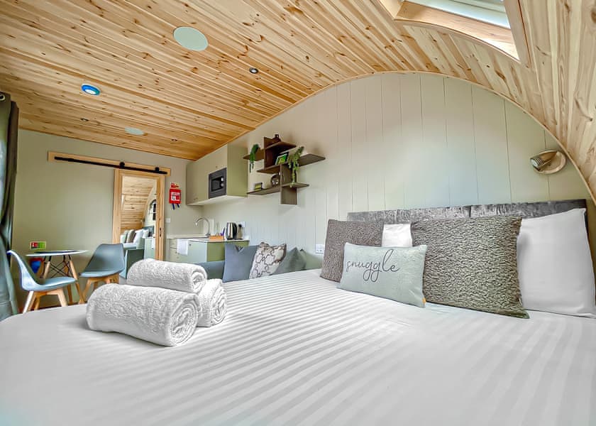 Maple Deluxe Couples Pod - Woodthorpe Leisure Park, Woodthorpe