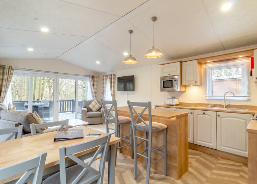 Countryside Lodge - Woolverstone Marina Lodge Park, Woolverstone, Ipswich