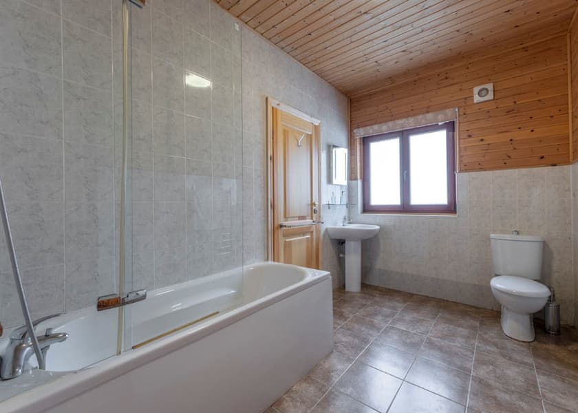 Woodland Oak Lodge - Woodland Park Lodges, Ellesmere