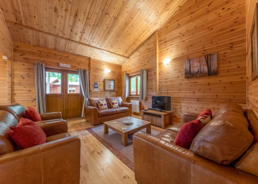 Woodland Redwood - Woodland Park Lodges, Ellesmere