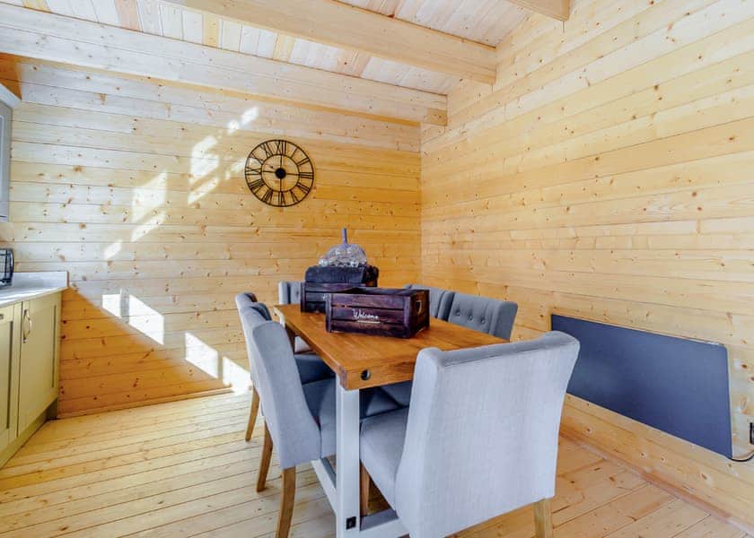 Gamekeepers Lodge - Wold View Farm, Cottam