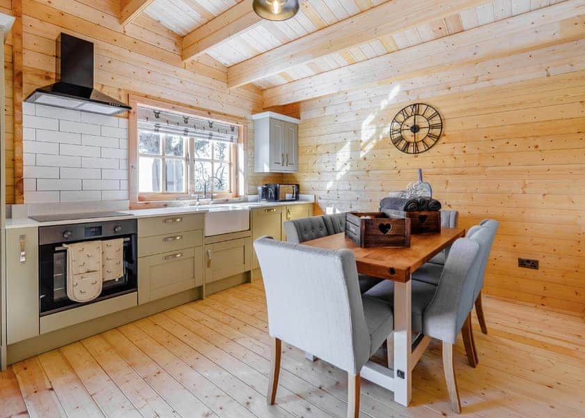 Gamekeepers Lodge - Wold View Farm, Cottam