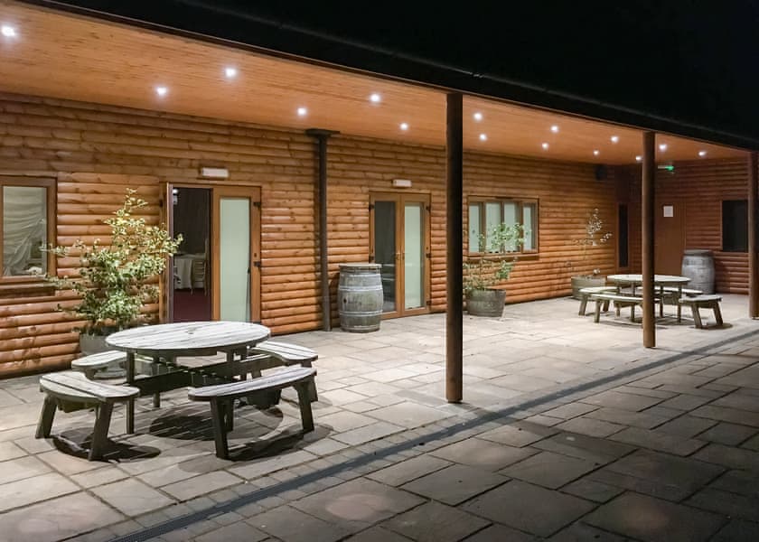 Woodland Waters, Ancaster