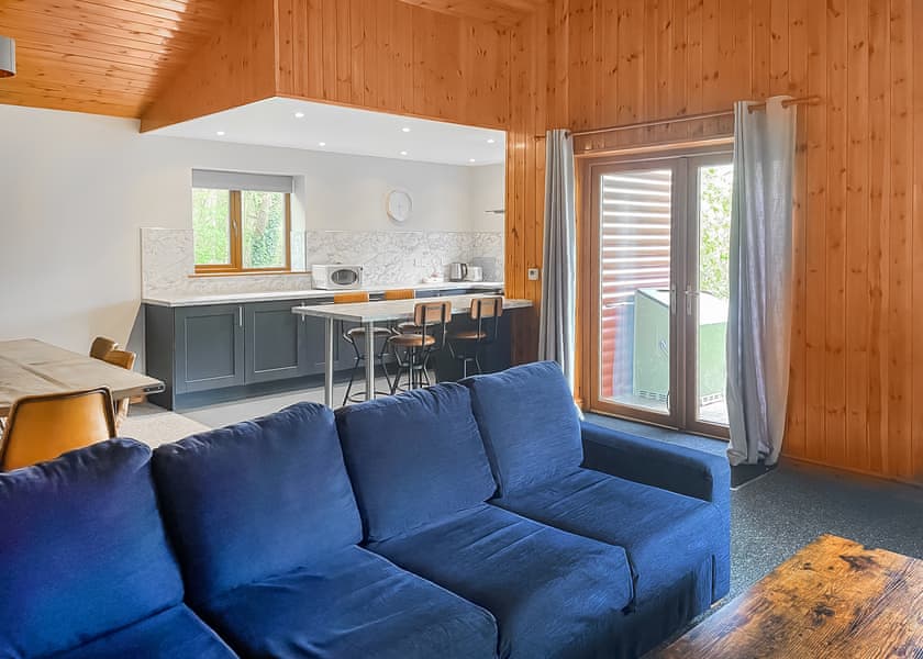 Classic Lakeview Lodge 6 - Woodland Waters, Ancaster