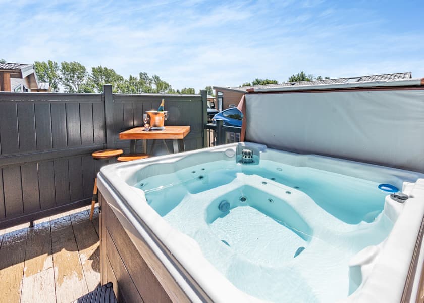 The Cow Shed - Willow Pastures Country Park, Skirlaugh, Nr Hull