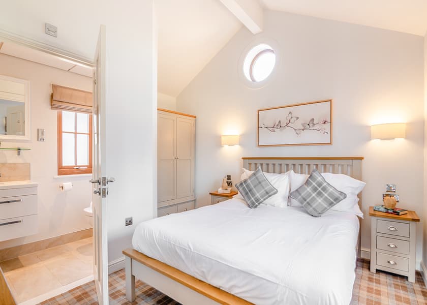 Smoky Hollow (Pet) - Willow Pastures Country Park, Skirlaugh, Nr Hull