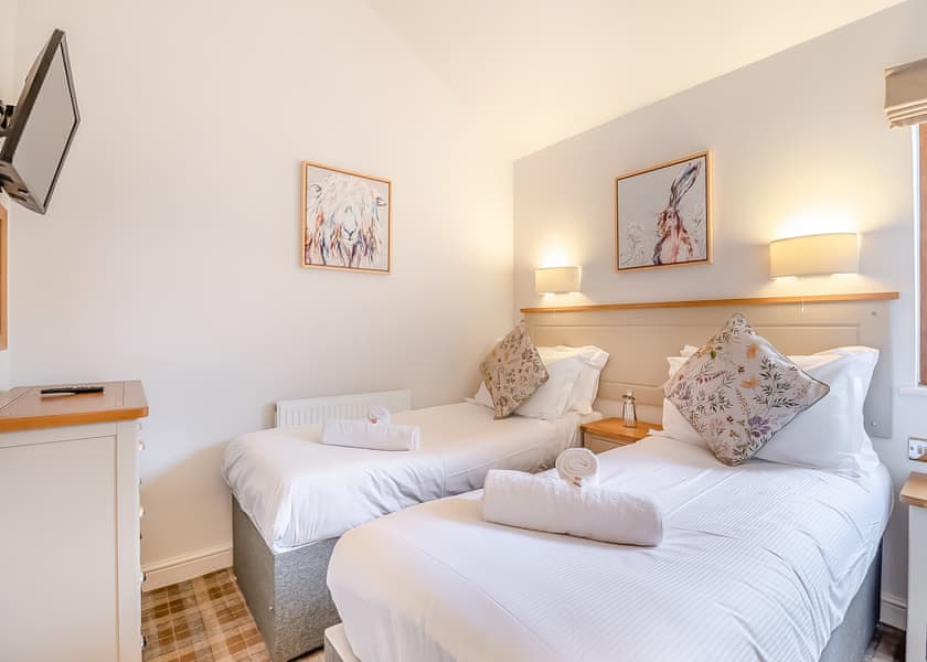 Smoky Hollow (Pet) - Willow Pastures Country Park, Skirlaugh, Nr Hull