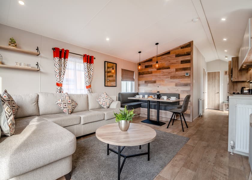 Flat Cap Cabin (Pet) - Willow Pastures Country Park, Skirlaugh, Nr Hull