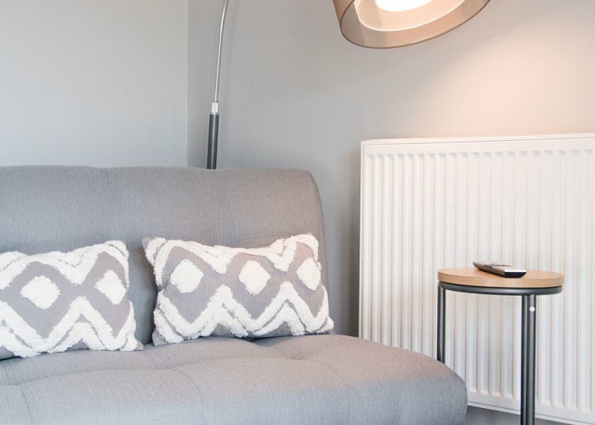 2 Bedroom Apartment with Hot Tub Pet Friendly - White Rose Holiday Park, Thirsk