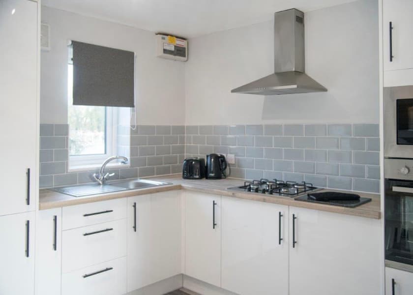 2 Bedroom Apartment with Hot Tub - White Rose Country Cottages, Thirsk