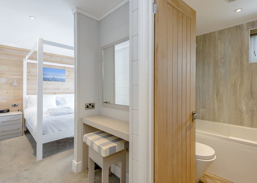 Typical | Nettlestone - Woodside Bay Lodge Retreat, Wootton Bridge, Nr Cowes