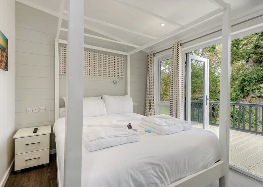 Typical | Nettlestone - Woodside Bay Lodge Retreat, Wootton Bridge, Nr Cowes