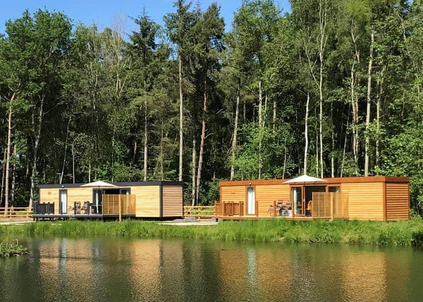 Woodland Lakes Boutique Lodges, Aughton