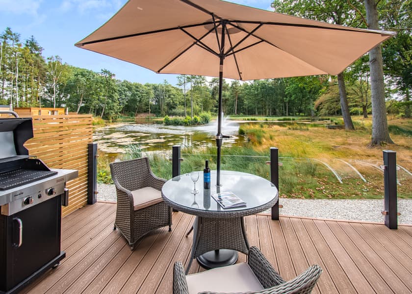 Rowan Boutique Lodge - Woodland Lakes Boutique Lodges, Aughton