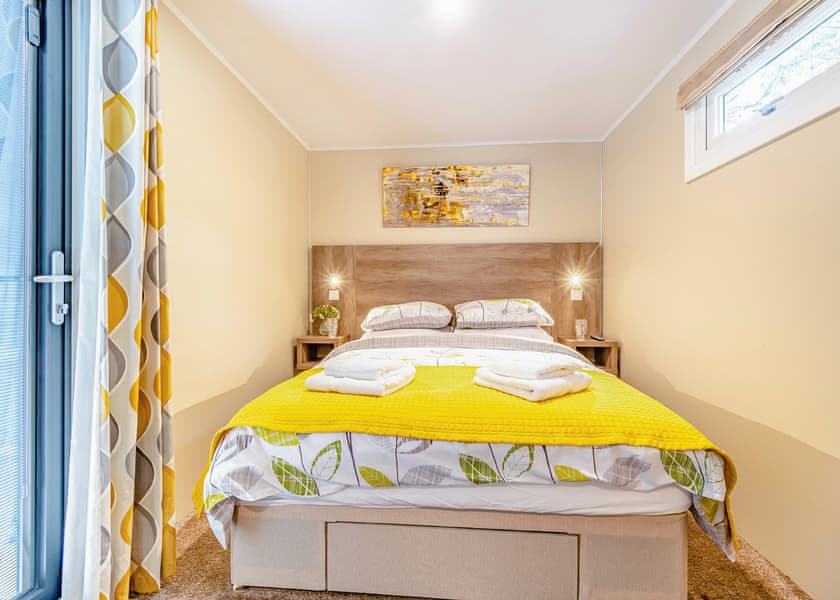 Rowan Boutique Lodge - Woodland Lakes Boutique Lodges, Aughton