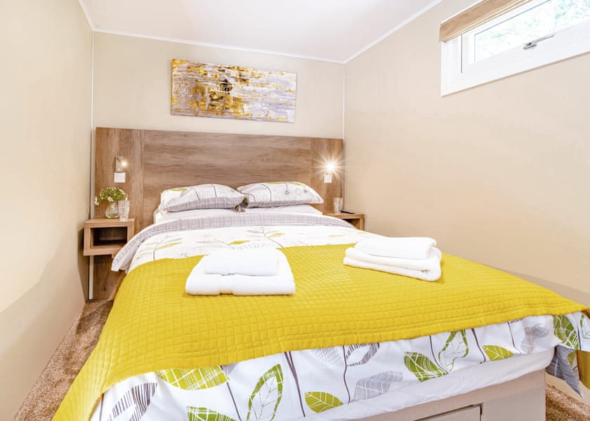 Rowan Boutique Lodge - Woodland Lakes Boutique Lodges, Aughton