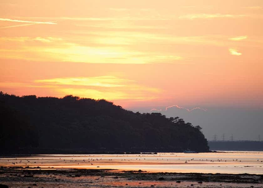 Woodside Coastal Retreat, Wootton, Nr Cowes