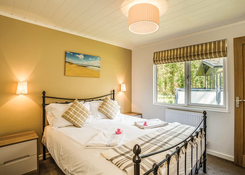 Typical Tennyson Lodge