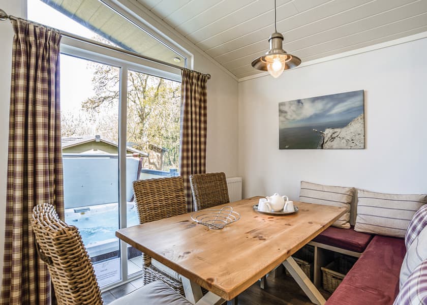 Tennyson Premier Lodge