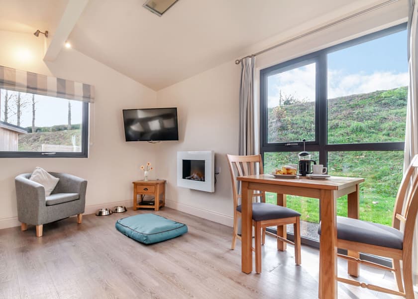 Ripon Lodge - Cedar Retreats, West Tanfield