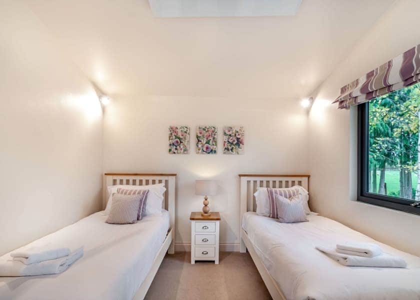 Daleside Lodge - Cedar Retreats, West Tanfield