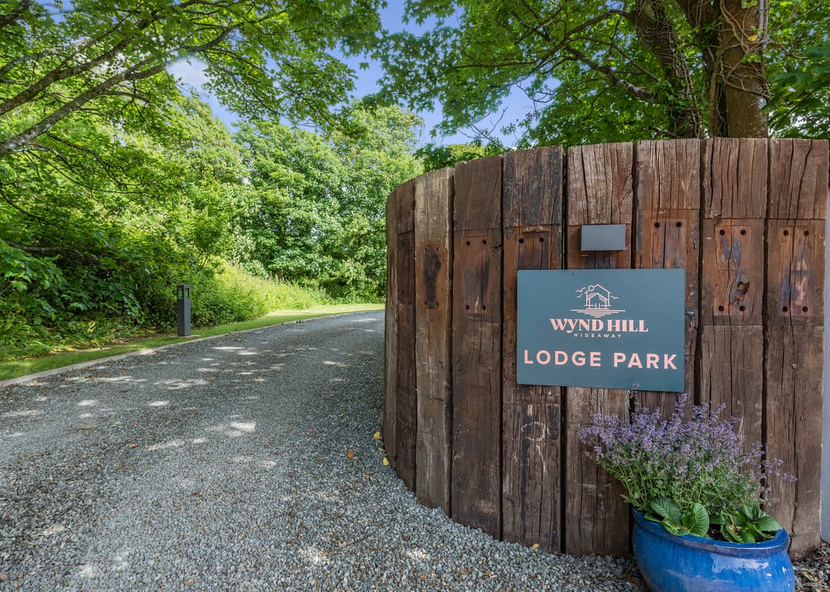Wynd Hill Hideaway - Holiday lodge in South Wales - Image 3