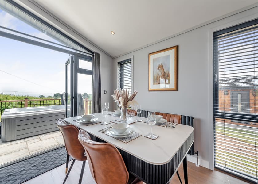 Cadno - Wynd Hill Hideaway, Tenby