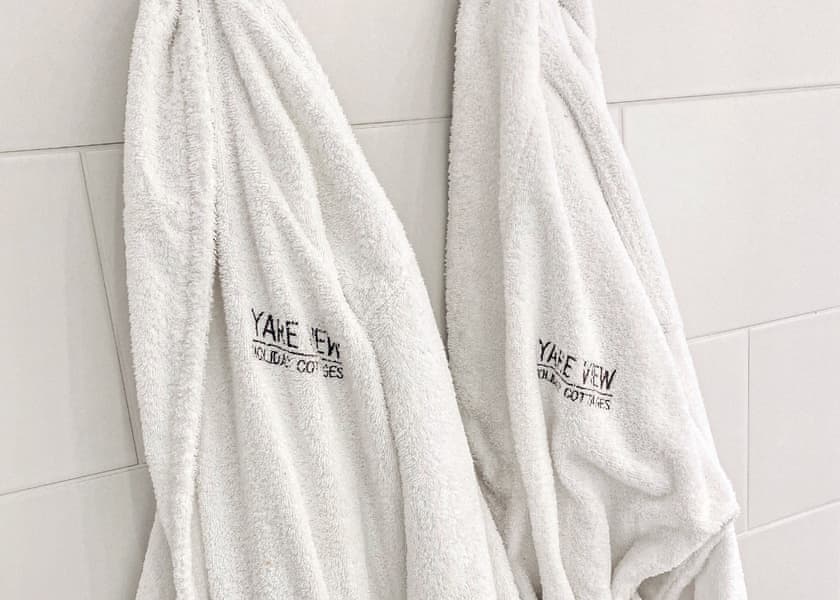 Cuckoo - Yare View Holiday Cottages, Brundall, Norwich