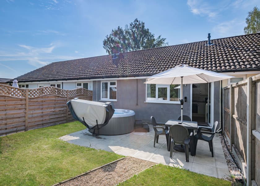 Squirrel Cottage - Yaxham Waters, Yaxham, Dereham