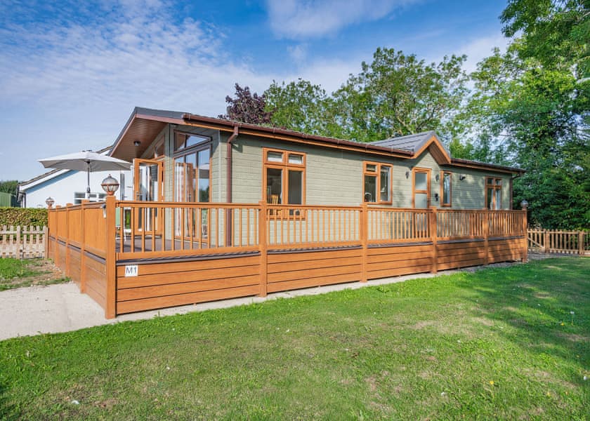 Meadow Field MF1 - Yaxham Waters, Yaxham, Dereham