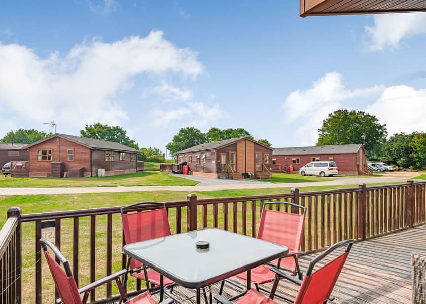 Lake Side Field LS12 - Yaxham Waters, Yaxham, Dereham