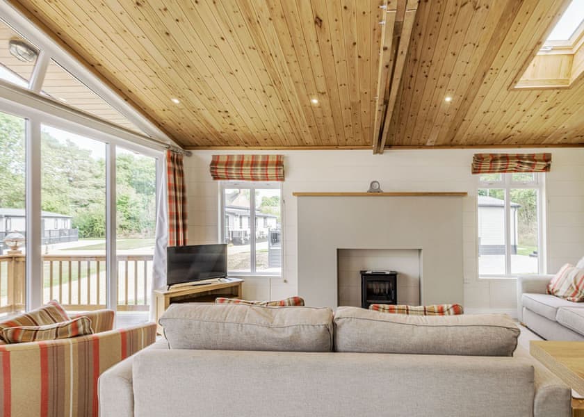 Priors Field PF9 - Yaxham Waters, Yaxham, Dereham