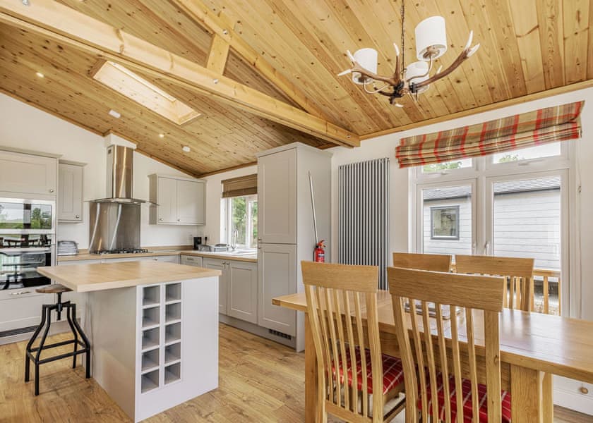 Priors Field PF9 - Yaxham Waters, Yaxham, Dereham