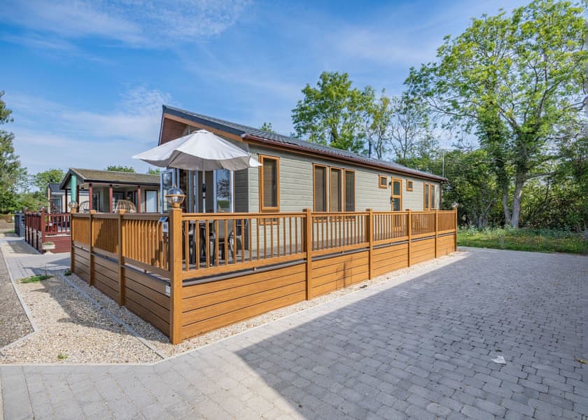 Meadow Field MF4 - Yaxham Waters, Yaxham, Dereham