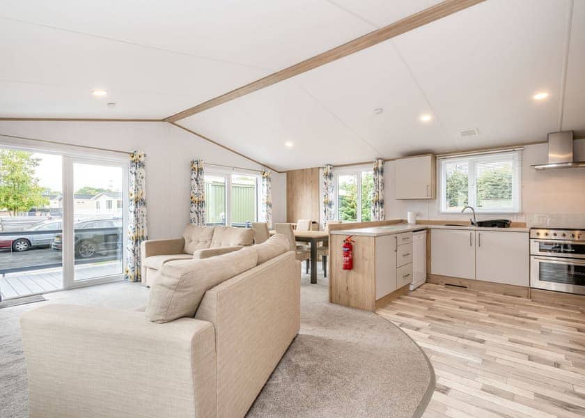 Meadow Field MF12A - Yaxham Waters, Yaxham, Dereham