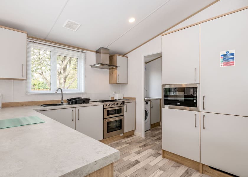 Meadow Field MF12A - Yaxham Waters, Yaxham, Dereham