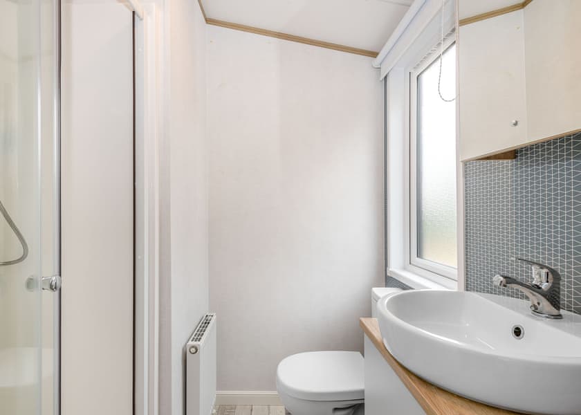 Meadow Field MF12A - Yaxham Waters, Yaxham, Dereham