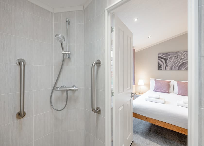 Country Side CS30 - Yaxham Waters, Yaxham, Dereham